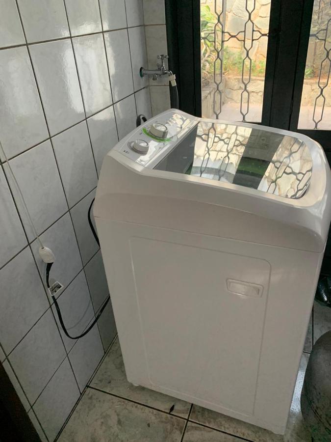 Casa Quintal Bueno! 5 Quartos Com Ar Split E Internet Ultra! Perto Do Melhor De Goiania! Marista Parques Areiao E Vaca Brava Hospital Premium Mater Dei Blue Fit Perdomo Goiania Shopping! Exterior foto