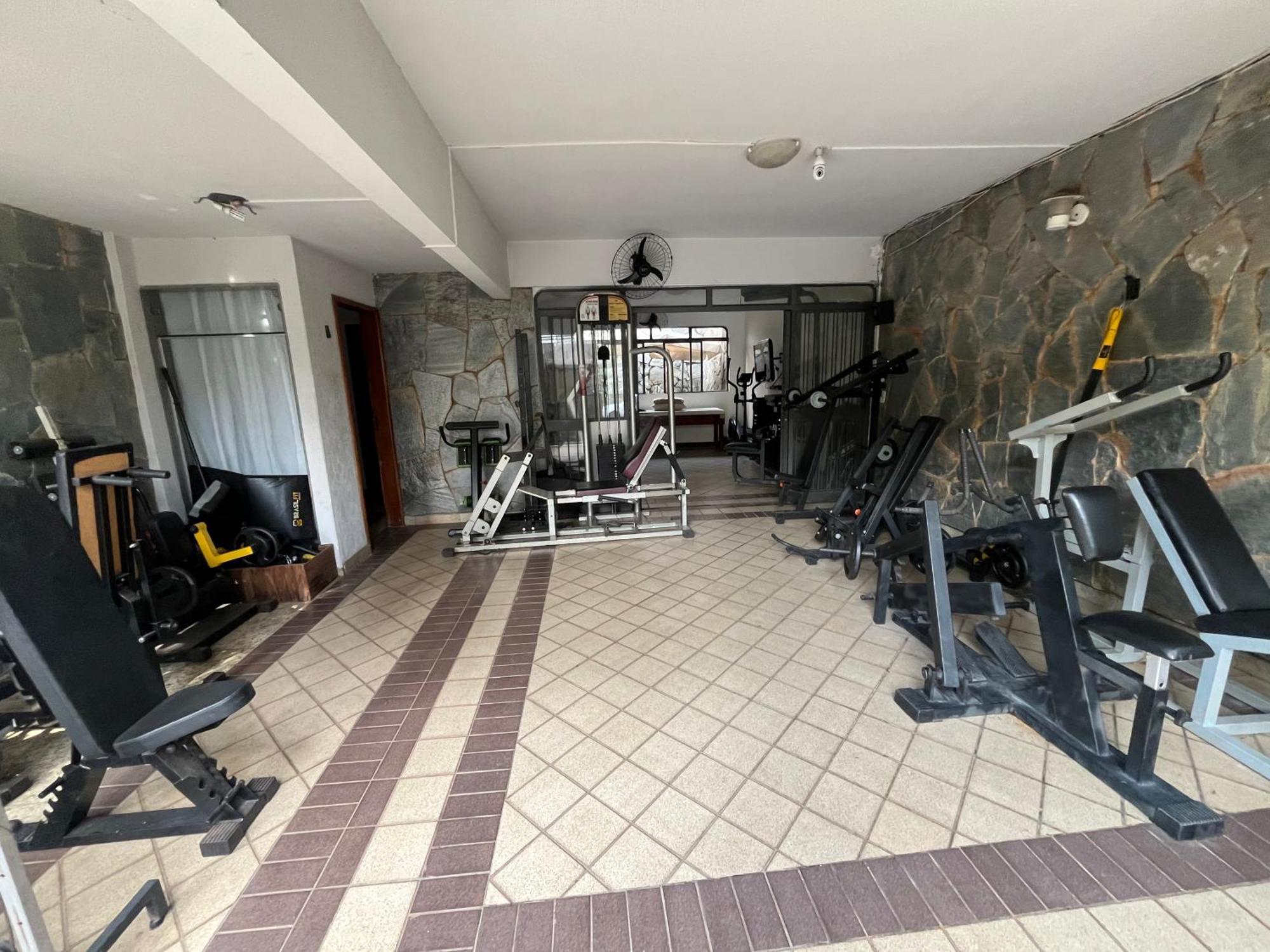 Casa Quintal Bueno! 5 Quartos Com Ar Split E Internet Ultra! Perto Do Melhor De Goiania! Marista Parques Areiao E Vaca Brava Hospital Premium Mater Dei Blue Fit Perdomo Goiania Shopping! Exterior foto