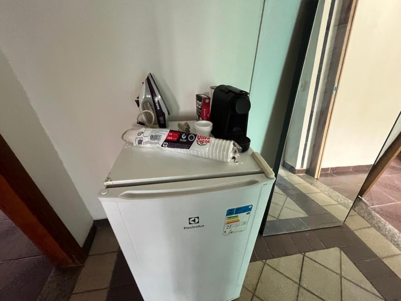 Casa Quintal Bueno! 5 Quartos Com Ar Split E Internet Ultra! Perto Do Melhor De Goiania! Marista Parques Areiao E Vaca Brava Hospital Premium Mater Dei Blue Fit Perdomo Goiania Shopping! Exterior foto